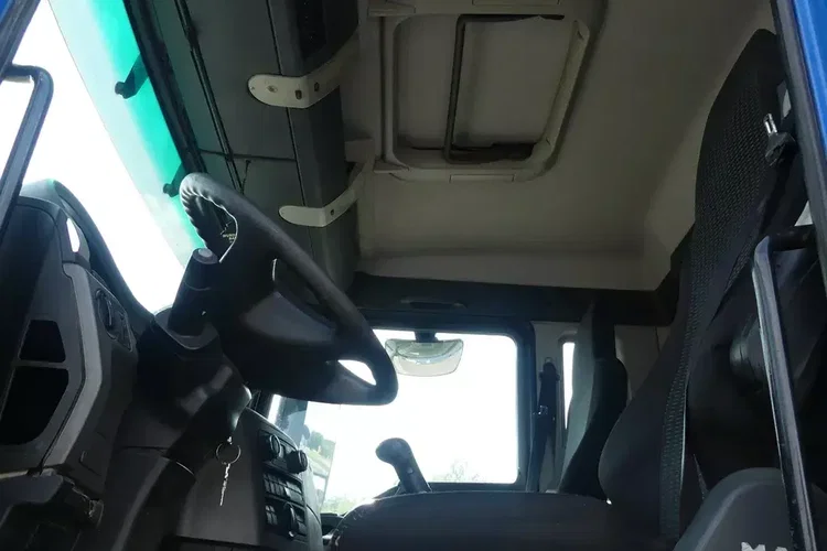 TGS 41.440 / 8x8 / WYWROTKA MEILLER / MANUAL / zdjęcie 60