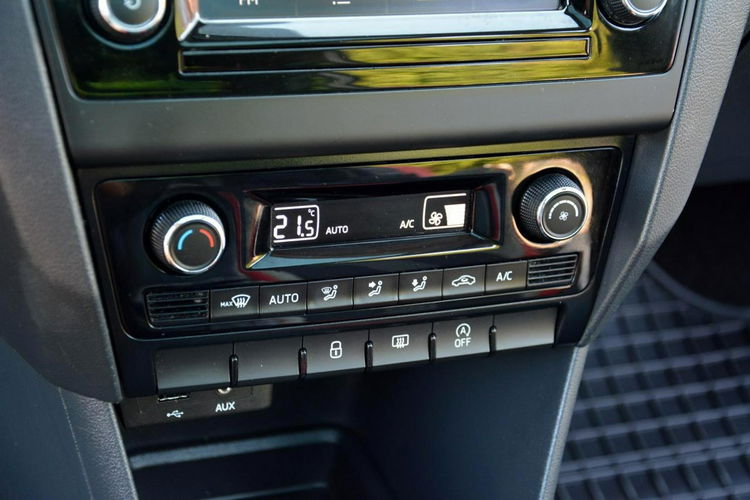 Skoda Fabia 1.2TSI (110KM) Monte Carlo Corrida Red Ledy Panorama Klimatronic Full zdjęcie 32