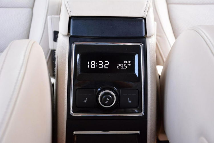 Skoda Superb Lift L&K 4x4 Skóry Bi-Xenon Ledy Duża Navi Kamera El.Fotele Webasto zdjęcie 23