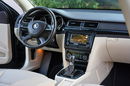Skoda Superb Lift L&K 4x4 Skóry Bi-Xenon Ledy Duża Navi Kamera El.Fotele Webasto zdjęcie 25