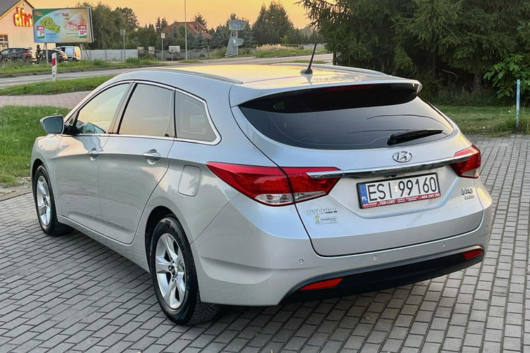 i40 Hyundai i40 Kombi 1.7 CRDi 136 KM | Navi | Kamera | Alu | 189 tys. km zdjęcie 3