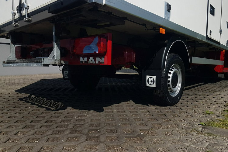MAN TGE VW CRAFTER 8EP CHŁODNIA AGREGAT 4.20x2.10x2.20 IZOTERMA GRZANIE zdjęcie 25