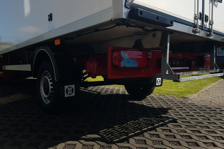 MAN TGE VW CRAFTER 8EP CHŁODNIA AGREGAT 4.20x2.10x2.20 IZOTERMA GRZANIE zdjęcie 26