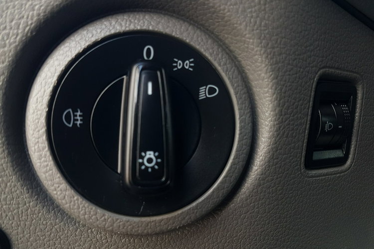 MAN TGE VW CRAFTER 8EP CHŁODNIA AGREGAT 4.20x2.10x2.20 IZOTERMA GRZANIE zdjęcie 27