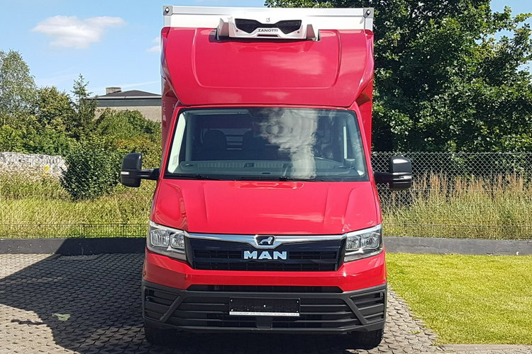 MAN TGE VW CRAFTER 8EP CHŁODNIA AGREGAT 4.20x2.10x2.20 IZOTERMA GRZANIE zdjęcie 15