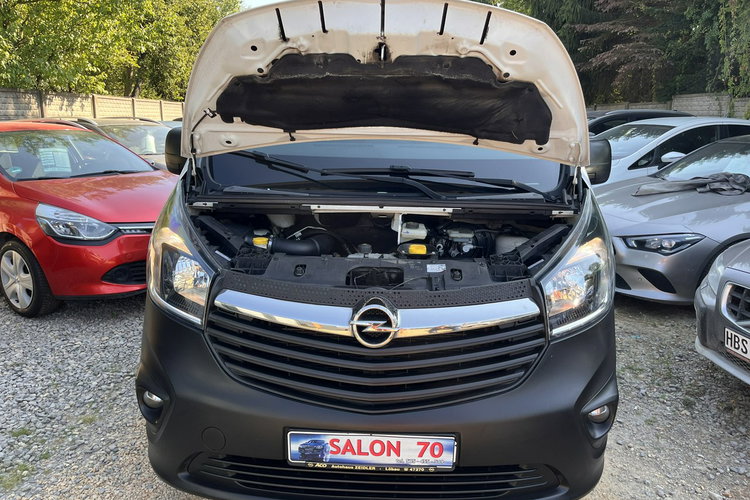 Opel Vivaro 1.6 1wł LONG PRZEDŁUŻANY Traffic Klima 6biegów Stan BDB BEzwypadk zdjęcie 25