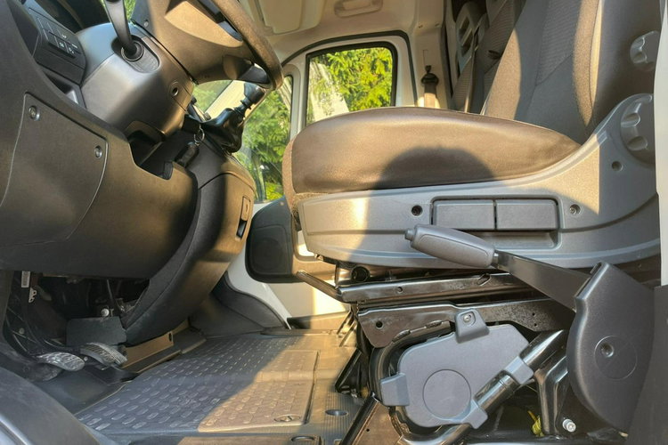Peugeot Boxer 2017 2.0 130 KM 6 osobowy Brygadówka Salon PL 1 właściciel Serwis zdjęcie 11