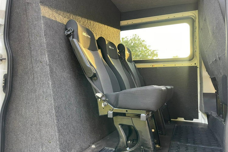 Peugeot Boxer 2017 2.0 130 KM 6 osobowy Brygadówka Salon PL 1 właściciel Serwis zdjęcie 15