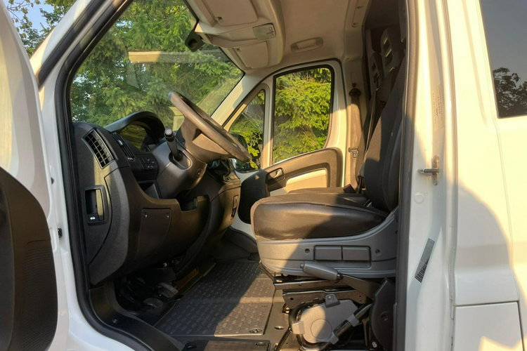 Peugeot Boxer 2017 2.0 130 KM 6 osobowy Brygadówka Salon PL 1 właściciel Serwis zdjęcie 9