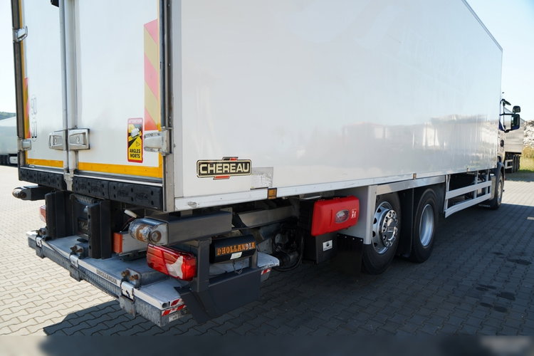Scania R 410 / 6X2 / CHŁODNIA / SOLÓWKA / Agregat CARRIER SUPRA 1150 UMT / OŚ PODNOSZONA / MULTITEMPERATURA / WINDA DHOLLANDIA /  zdjęcie 14