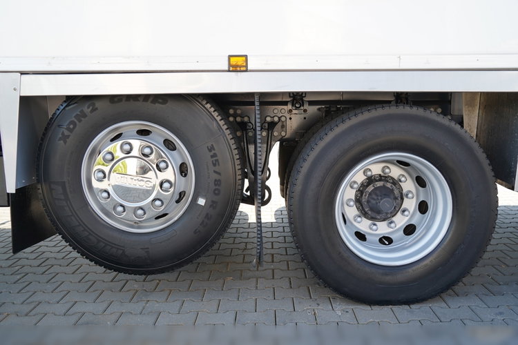Scania R 410 / 6X2 / CHŁODNIA / SOLÓWKA / Agregat CARRIER SUPRA 1150 UMT / OŚ PODNOSZONA / MULTITEMPERATURA / WINDA DHOLLANDIA /  zdjęcie 17