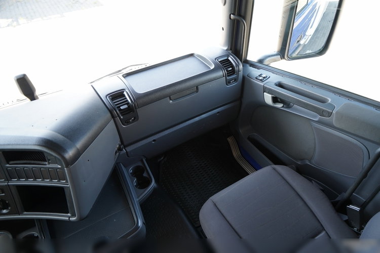 Scania R 410 / 6X2 / CHŁODNIA / SOLÓWKA / Agregat CARRIER SUPRA 1150 UMT / OŚ PODNOSZONA / MULTITEMPERATURA / WINDA DHOLLANDIA /  zdjęcie 35