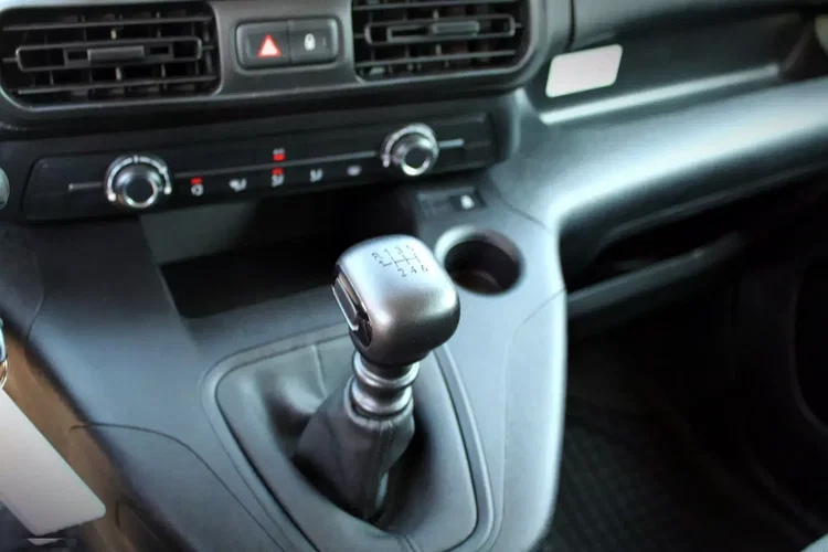 Fiat Doblo L2 Long 5 - osobowy zdjęcie 16