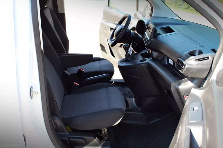 Fiat Doblo L2 Long 5 - osobowy zdjęcie 20