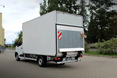 samochody dostawcze Renault poleasingowe