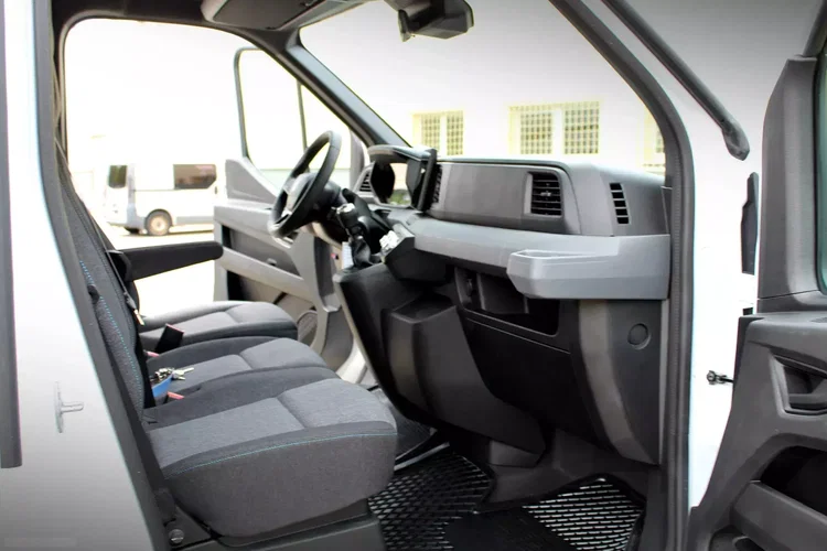 Renault Master kontener 9eup + winda BAR 750kg zdjęcie 28