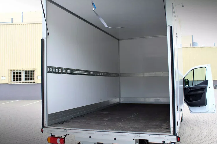 Renault Master kontener 9eup + winda BAR 750kg zdjęcie 32