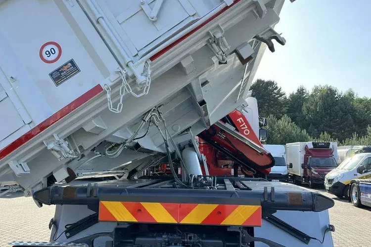 Renault Kerax 26.390 6x4 Mocny HDS FASSI F170 Sterowanie Radiowe zdjęcie 23