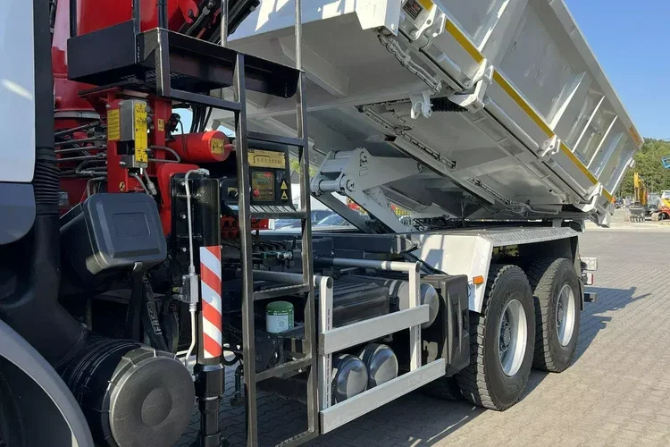 Renault Kerax 26.390 6x4 Mocny HDS FASSI F170 Sterowanie Radiowe zdjęcie 5