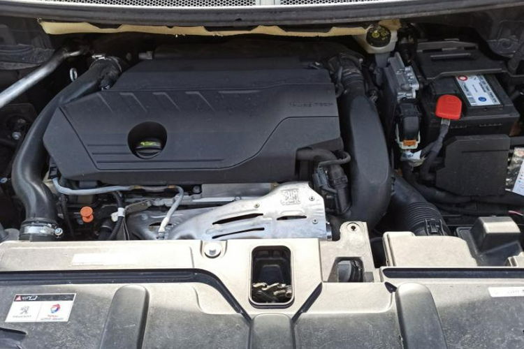 Peugeot 5008 GT-Line 1.6 THP 180 KM Automat 7.os.max wersja full serwis zamiana gwa zdjęcie 16