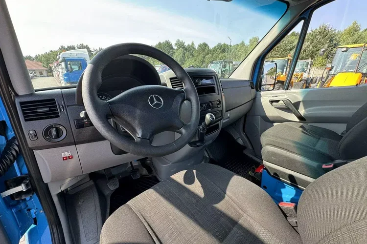 Mercedes Sprinter zdjęcie 29