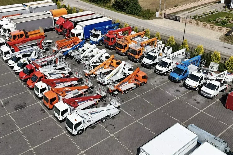 Nissan Zwyżka Podnośnik Koszowy 4X4 CABSTAR MAXITY SPRINTER zdjęcie 14