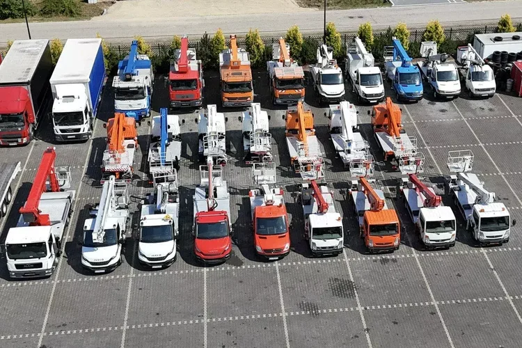 Nissan Zwyżka Podnośnik Koszowy 4X4 CABSTAR MAXITY SPRINTER zdjęcie 15