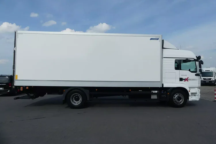 MAN TGM 18.290 / EURO 6 / KONTENER + WINDA / OTWIERANY BOK / zdjęcie 12