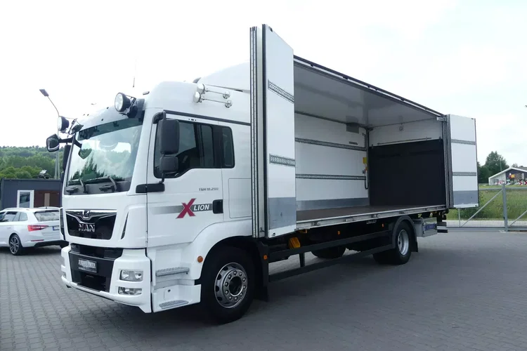 MAN TGM 18.290 / EURO 6 / KONTENER + WINDA / OTWIERANY BOK / zdjęcie 2