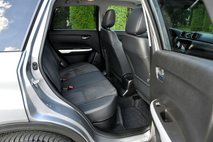 Suzuki Vitara 1.6i(120KM) 4x4 Radar Full Led Navi Kamera Panorama Skóry Alu17"FULL zdjęcie 19