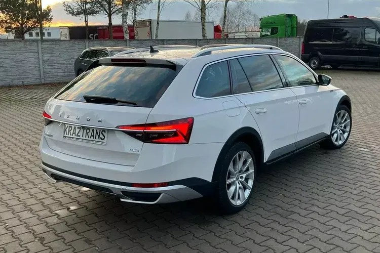 Skoda Superb zdjęcie 12