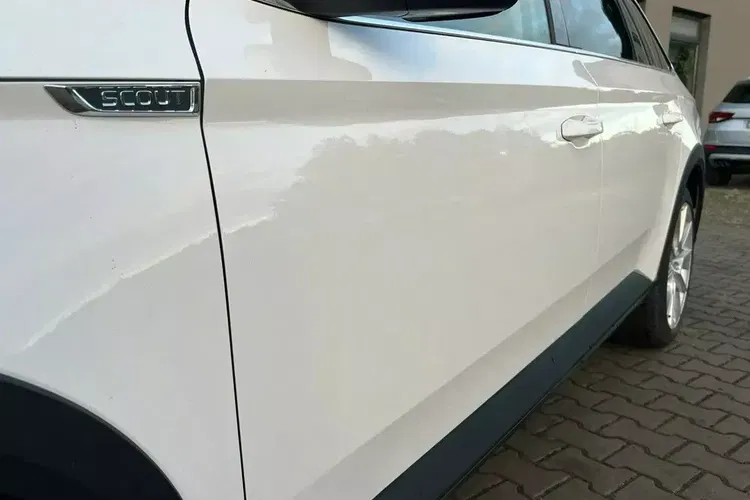 Skoda Superb zdjęcie 16