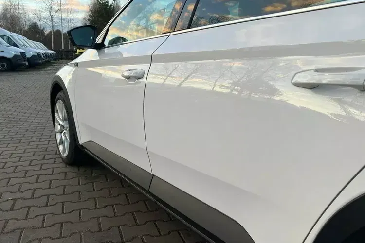 Skoda Superb zdjęcie 17