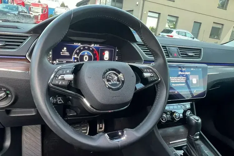 Skoda Superb zdjęcie 26