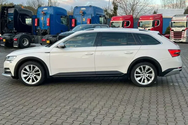 Skoda Superb zdjęcie 9