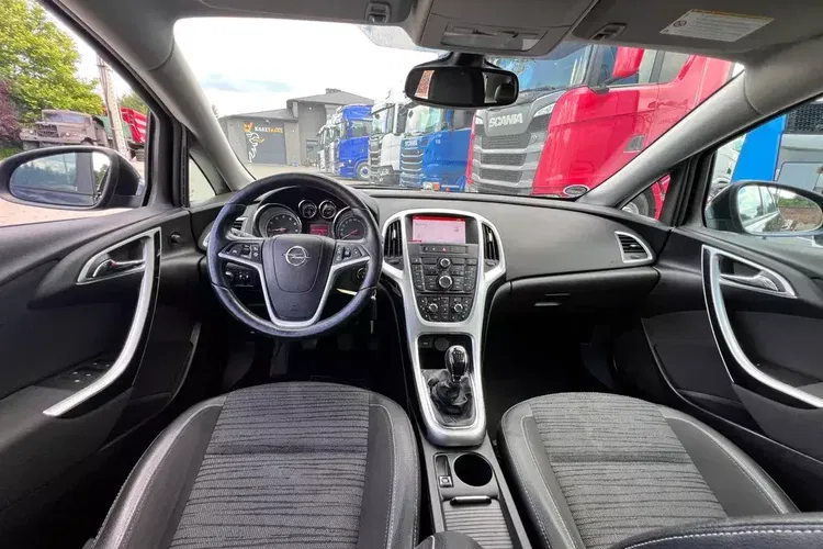 Opel Astra zdjęcie 21