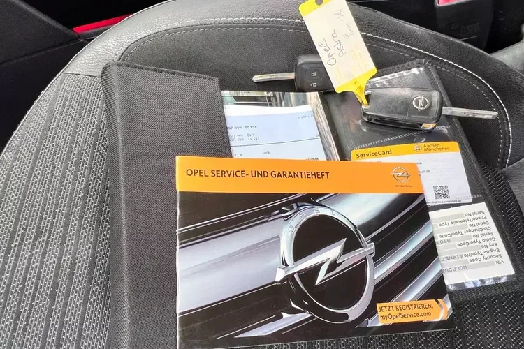 Opel Astra zdjęcie 31