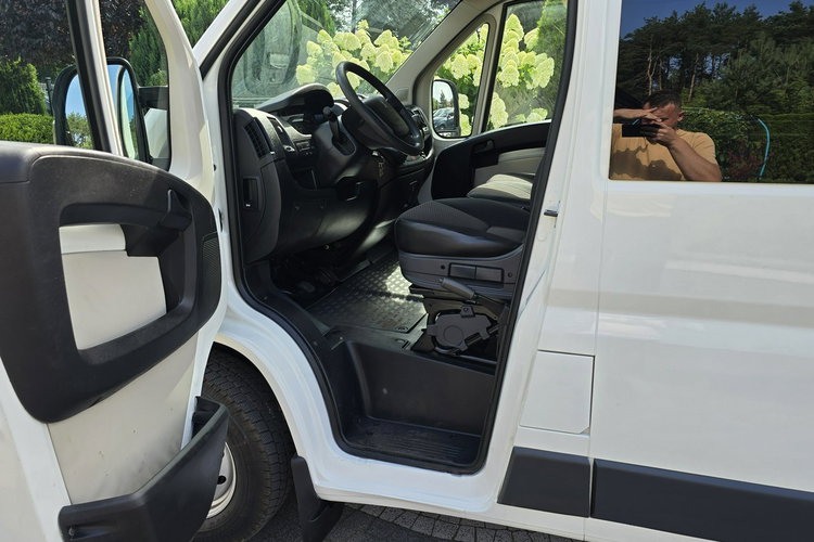 Peugeot Boxer L3H2 2.2 HDI 130KM / Salon PL I-właściciel / BRYGADÓWKA 7 osób zdjęcie 16