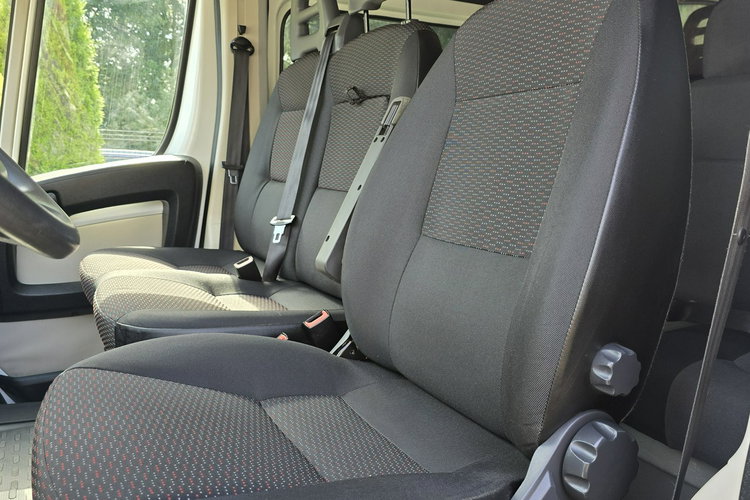 Peugeot Boxer L3H2 2.2 HDI 130KM / Salon PL I-właściciel / BRYGADÓWKA 7 osób zdjęcie 17
