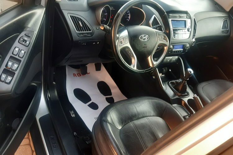 ix35 Hyundai ix35 1.7 CRDi 2WD przygotowany do rejestracji zdjęcie 16