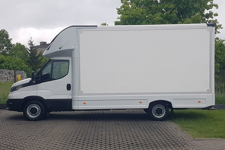 Iveco Daily KONTENER NISKOPODŁOGOWY 4.43x2.23x2.42 SKLEP BAR FOODTRUCK KAMPER AC zdjęcie 11