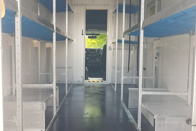 Iveco Daily KONTENER NISKOPODŁOGOWY 4.43x2.23x2.42 SKLEP BAR FOODTRUCK KAMPER AC zdjęcie 23