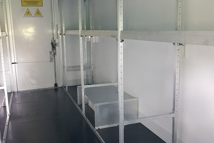 Iveco Daily KONTENER NISKOPODŁOGOWY 4.43x2.23x2.42 SKLEP BAR FOODTRUCK KAMPER AC zdjęcie 34