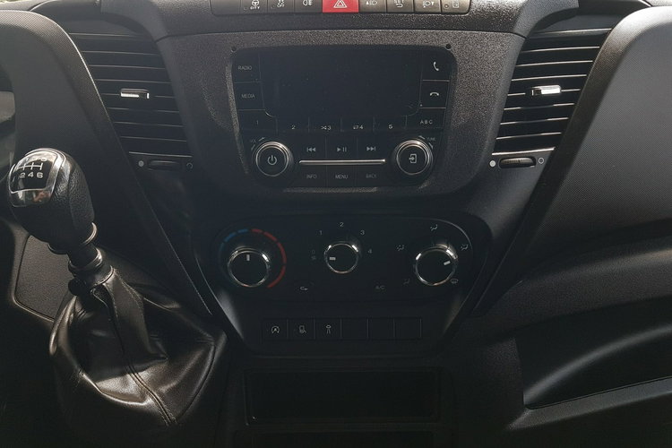 Iveco Daily KONTENER NISKOPODŁOGOWY 4.43x2.23x2.42 SKLEP BAR FOODTRUCK KAMPER AC zdjęcie 9