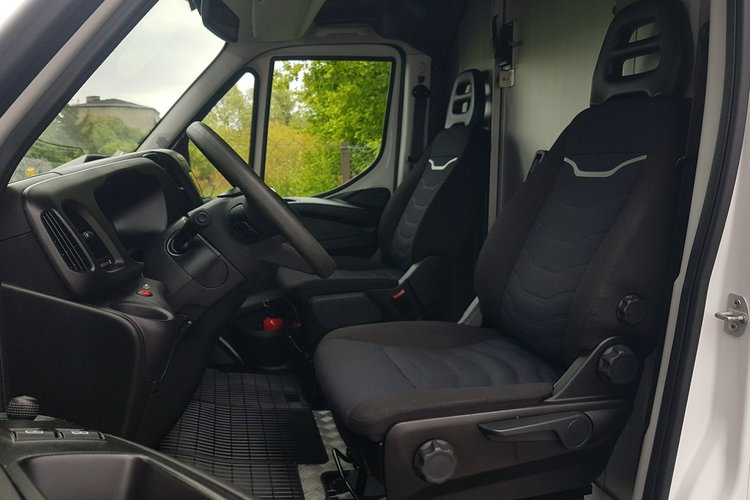 Iveco Daily KONTENER NISKOPODŁOGOWY 4.43x2.23x2.42 SKLEP BAR FOODTRUCK KAMPER AC zdjęcie 7