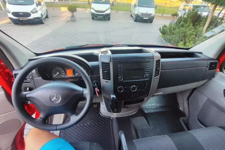 Mercedes SPRINTER zdjęcie 15