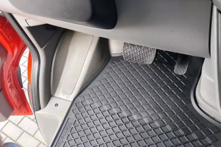 Mercedes SPRINTER zdjęcie 19