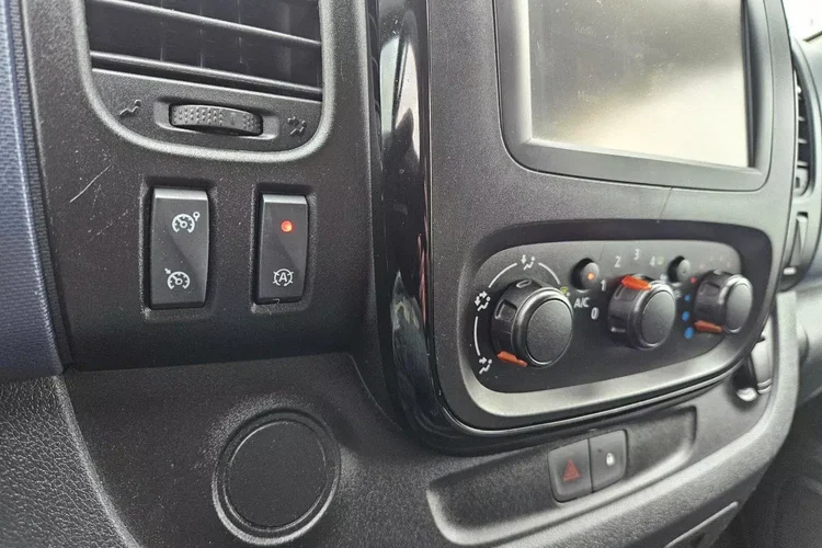 Opel Vivaro L2H1 37999zł NETTO 1.6CDTi/125KM zdjęcie 27