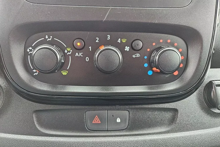 Opel Vivaro L2H1 37999zł NETTO 1.6CDTi/125KM zdjęcie 28