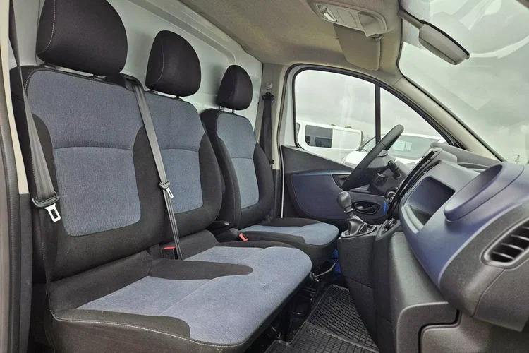 Opel Vivaro L2H1 37999zł NETTO 1.6CDTi/125KM zdjęcie 30